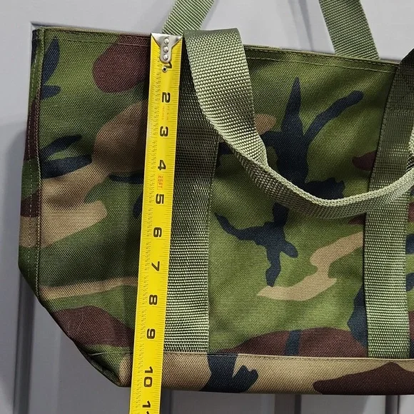 NWOT L.L. Bean Camo Green Hunters Tote Bag - Picture 2 of 11